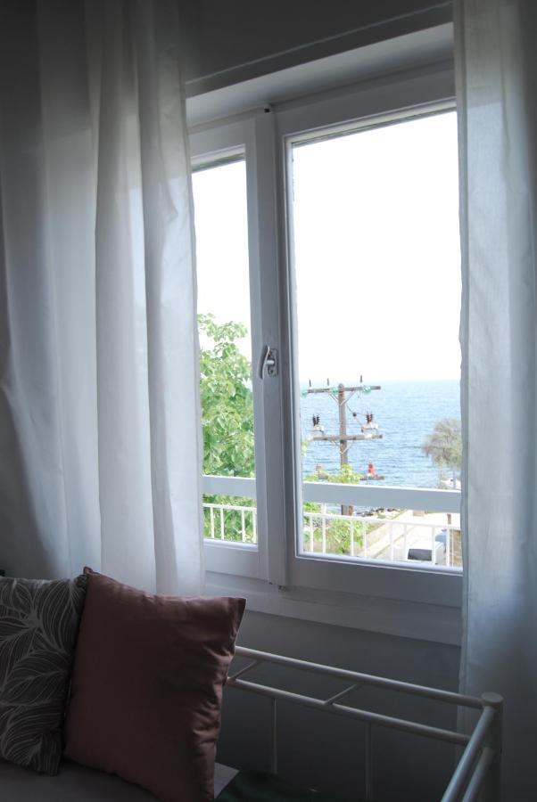 Beach Side Apart I Apartment Kavála ภายนอก รูปภาพ