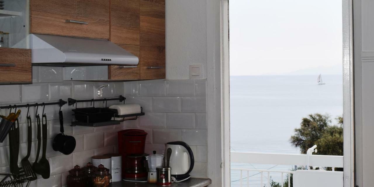 Beach Side Apart I Apartment Kavála ภายนอก รูปภาพ
