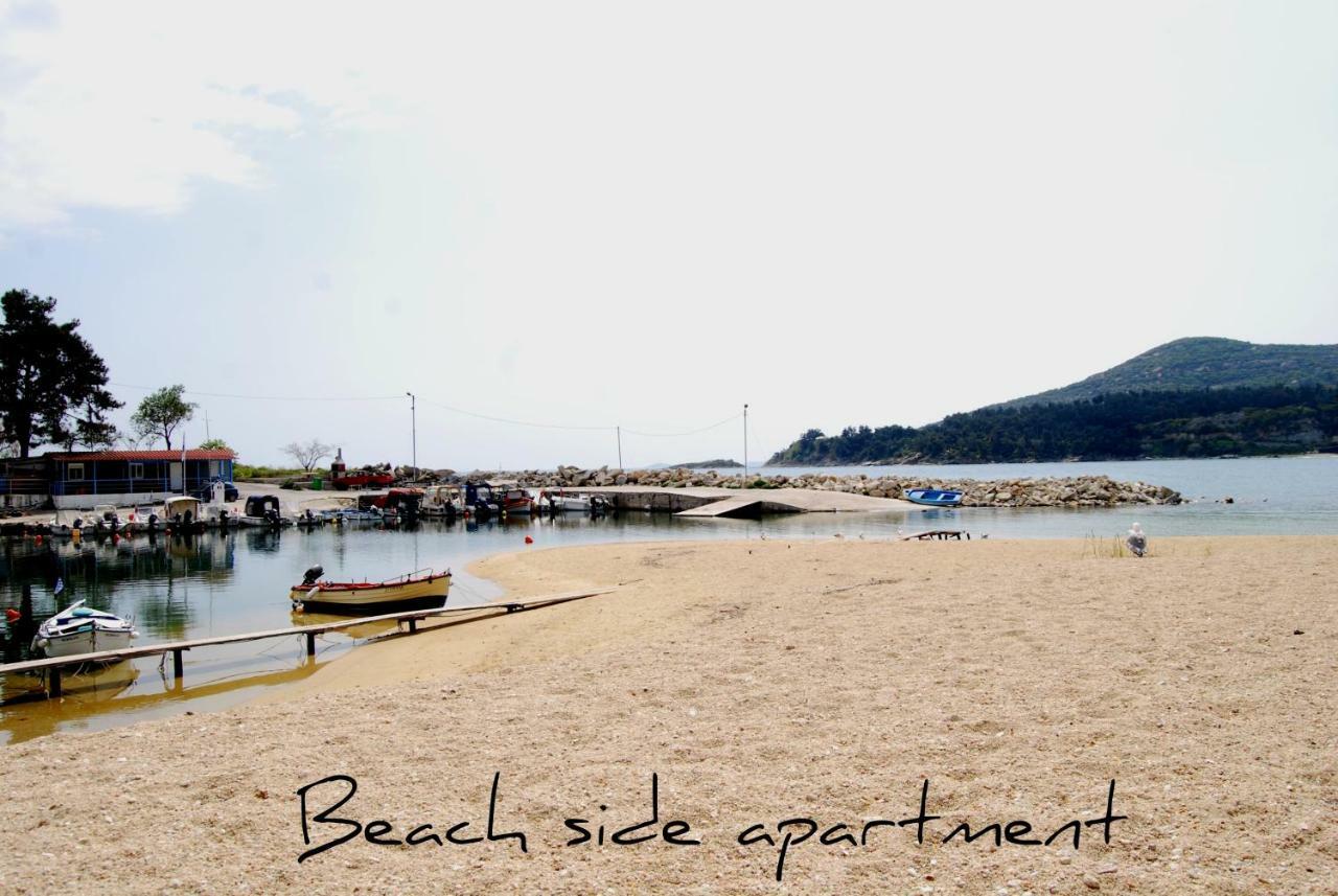 Beach Side Apart I Apartment Kavála ภายนอก รูปภาพ